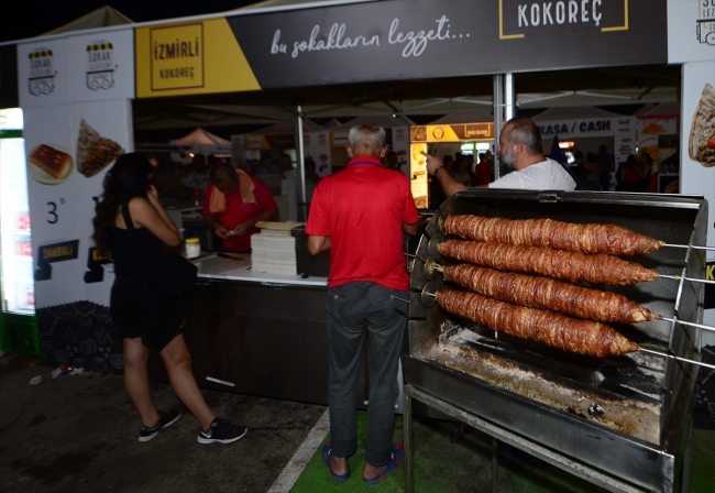 Uluslararası Sokak Lezzetleri Festivali Antalya'da başladı